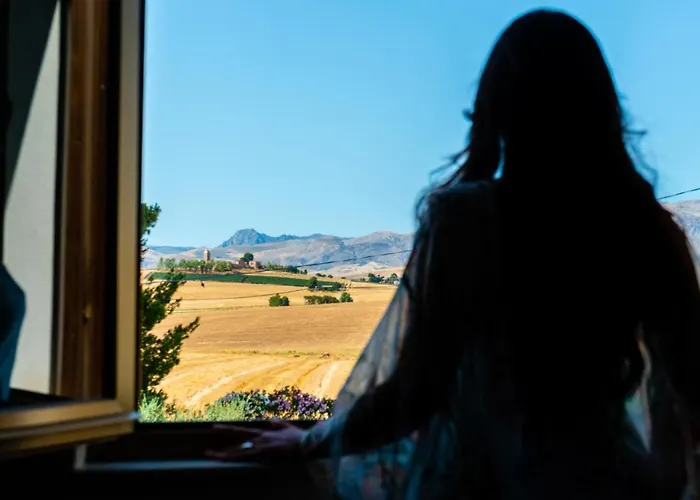 Tenute Pollara Farm stay *