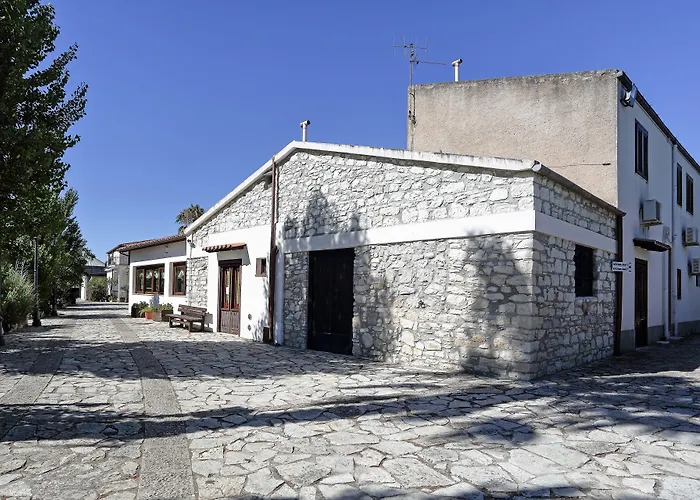 Farm stay Tenute Pollara *